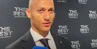 Richarlison reconheceu premiações aos argentinos no 'The Best' (Reprodução/CazeTV)  Foto: Lance!