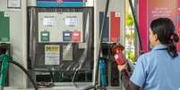 No fechamento de fevereiro, nenhuma região registrou baixa no preço da gasolina  Foto: Daniel Teixeira/Estadão / Estadão
