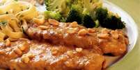 Carne com molho de amendoim  Foto: Guia da Cozinha