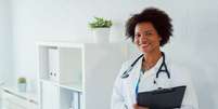 Na linha de frente: 7 em cada 10 trabalhadores da saúde são mulheres -  Foto: Shutterstock / Saúde em Dia