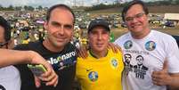 João José Tafner (centro) com Eduardo Bolsonaro e Marcus Dantas, em evento de apoio a Bolsonaro em 2018; Tafner foi nomeado corregedor da Receita Federal.  Foto: Reprodução/Instagram / Estadão