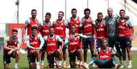 Jogadores do Palmeiras no último treino antes do duelo diante do São Bernardo. (Foto: Cesar Greco/Palmeiras)  Foto: Lance!