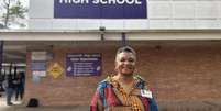 LaVon Bracy foi uma das primeiras alunas negras da escola de ensino médio de Gainesville e hoje faz palestras ali - mas teme os efeitos das novas leis da Flórida  Foto: BBC News Brasil