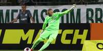  Foto: Weverton: o goleiro pouco apareceu na vitória contra a Ferroviária, e acabou levando um gol no final. No entanto, também fez algumas defesas para garantir o resultado. / Gazeta Esportiva