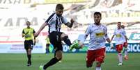 Vasco desiste de contratar Eduardo Sasha (Foto: Bruno Cantini e Pedro Souza / Agência Galo / Atlético)  Foto: Lance!