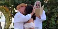 Bruce Willis e Emma Heming renovam votos de casamento  Foto: Reprodução/Instagram/@emmahemingwillis / Estadão