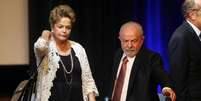 O presidente Lula e a ex-presidente Dilma Roussef durante cerimônia de posse da diretoria do BNDES no início de fevereiro  Foto: Pedro Kirilos/Estadão / Estadão