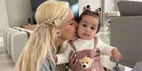 Karoline Lima relatou que sua filha com Éder Militão nasceu com deficiência.  Foto: Reprodução, Instagram / Purepeople