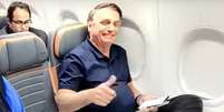 Jair Bolsonaro chegou ao Brasil após 89 dias nos EUA  Foto: Reprodução/CNN