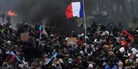 Milhões de pessoas saíram às ruas nas últimas semanas para protestar  Foto: Reuters / BBC News Brasil