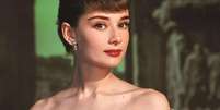 Audrey Hepburn: 5 curiosidades sobre a eterna Bonequinha de Luxo  Foto: Reprodução / Hollywood Forever TV