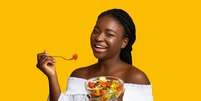Alimentação balanceada ajuda a manter o bem-estar  Foto: Chalermphon | Shutterstock / Portal EdiCase