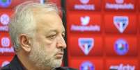 Carlos Belmonte durante entrevista no Morumbi (Foto: Reprodução/ São Paulo FC)  Foto: Lance!