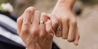 Alguns signos sonham em casar e ter um amor para a vida inteira -  Foto: Shutterstock / Alto Astral