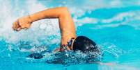 Natação: por que nadar contribui para o envelhecimento saudável? -  Foto: Shutterstock / Saúde em Dia