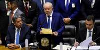Lula no Congresso no dia da posse, em 1º de janeiro; presidente terá grande teste no Legislativo nesta semana  Foto: Reuters / BBC News Brasil