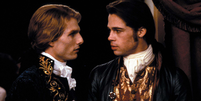 Tom Cruise e Brad Pitt em cena de Entrevista com o Vampiro.  Foto: Adoro Cinema
