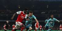 Arsenal e Southampton empataram, pela Premier League (ADRIAN DENNIS / AFP)  Foto: Lance!
