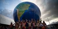 O Acampamento Terra Livre (ATL) é um evento anual que reúne indígenas de diversas regiões do Brasil; na foto, edição de 2022  Foto: Andressa Anholete/Getty Images