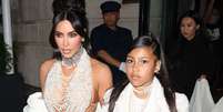 Por que North West esperou no carro enquanto Kim Kardashian desfilava pelo red carpet do Met Gala?  Foto: MEGA/GC Images/Getty Images / Hollywood Forever TV
