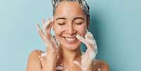 Conheça receitas para banhos de descarrego incríveis - Shutterstock  Foto: Alto Astral