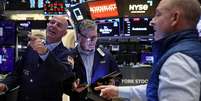 Traders trabalham na Bolsa de Valores de Nova York (NYSE), em Nova York, EUA
11/05/2023
REUTERS/Brendan McDermid  Foto: Reuters