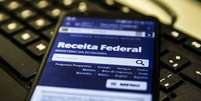 IR 2023: Consulta ao primeiro lote de restituição é liberada nesta quarta; veja como checar  Foto: Marcello Casal Jr./Agência Brasil / Estadão