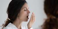 A halitose compromete a qualidade de vida de muitas pessoas -  Foto: Shutterstock / Alto Astral