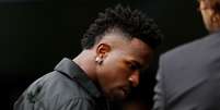 Vinicius Junior está presente no Santiago Bernabeu para acompanhar jogo do Real   Foto: Violeta Santos Moura / Reuters