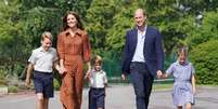 George, Kate, Louis, William e Charlotte  Foto: Jonathan Brady / Getty Images