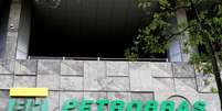 Logotipo da Petrobras na sede da estatal no Rio de Janeiro
16/10/2019
REUTERS/Sergio Moraes  Foto: Reuters