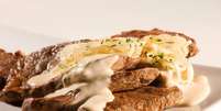 Bife acebolado com molho de maionese   Foto: Unilever / Portal EdiCase