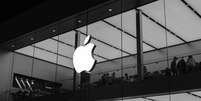Apple enfrenta nova ameaça competitiva na China   Foto: Banguy Wang/Unsplash