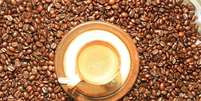 Uma x&iacute;cara de caf&eacute; de 235 ml fornece 100 miligramas de cafe&iacute;na  Foto: Alexandre Tokiyaka/Estad&atilde;o / Estad&atilde;o