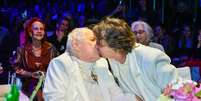 Aos 86 anos, Zé Celso se casa em cerimônia repleta de famosos  Foto: AgNews / Mais Novela