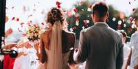 Peça ajuda do santo para o namoro virar casamento -  Foto: Shutterstock / João Bidu