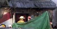 Em 2003, um incêndio na boate The Station, em Rhode Island, nos EUA, matou cem pessoas e deixou centenas de feridos  Foto: DW / Deutsche Welle