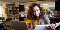 Estudante na biblioteca   Foto: Foto:Istock