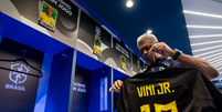 Camisa usada pelo atacante da Seleção Brasileira, Vini Jr.  Foto: Reprodução/Instagram