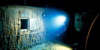 O naufrágio do Titanic está localizado a 3.800 metros de profundidade no fundo do Oceano Atlântico (imagem de arquivo)  Foto: Reuters / BBC News Brasil