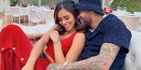 Neymar e Bruna Biancardi felizes da vida –  Foto: Reprodução / Jogada10