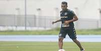 Breno em treino pelo Botafogo.  Foto: Esporte News Mundo