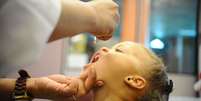 Brasil pode trocar a vacina oral pela versão injetável contra a polio  Foto: Thomaz Silva/Agência Brasil