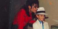 Michael Jackson e Wade Robson em 1990  Foto: Reprodução
