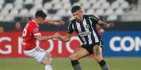 Botafogo n&atilde;o conseguiu passar pelo Magallanes e reduziu seu pr&ecirc;mio &ndash;  Foto: V&iacute;tor Silva/Botafogo / Jogada10