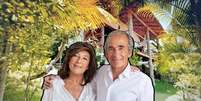 Sandrine e Olivier Kretz são apaixonados pelo Brasil e agora têm casa no litoral potiguar  Foto: Fotomontagem: Blog Sala de TV