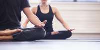Sofre de insônia? Saiba como o yoga pode melhorar o seu sono -  Foto: Shutterstock / Saúde em Dia