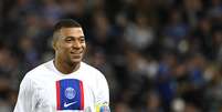 Mbapp&eacute; pode deixar o PSG nesta janela   Foto: JEAN-CHRISTOPHE VERHAEGEN/AFP via Getty Images / Esporte News Mundo