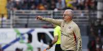 Dorival Júnior poupa titulares de olho na Copa do Brasil –  Foto: Rubens Chiri/São Paulo / Jogada10