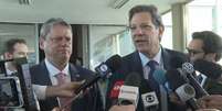 Tarc&iacute;sio e Haddad apareceram lado a lado em entrevista na &uacute;ltima quarta-feira, 5  Foto: Reprodu&ccedil;&atilde;o/TV Globo
